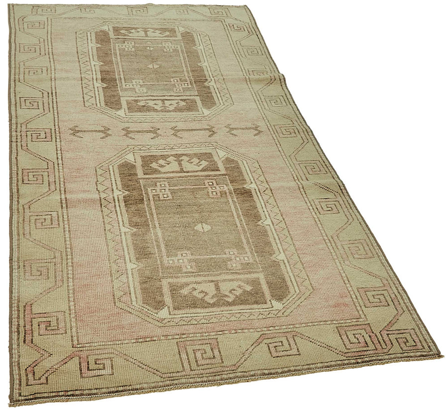 Gekro Geometrik Etnik Desenli Toprak Tonlarında Bej Halı 104x195 cm – genel görünüm