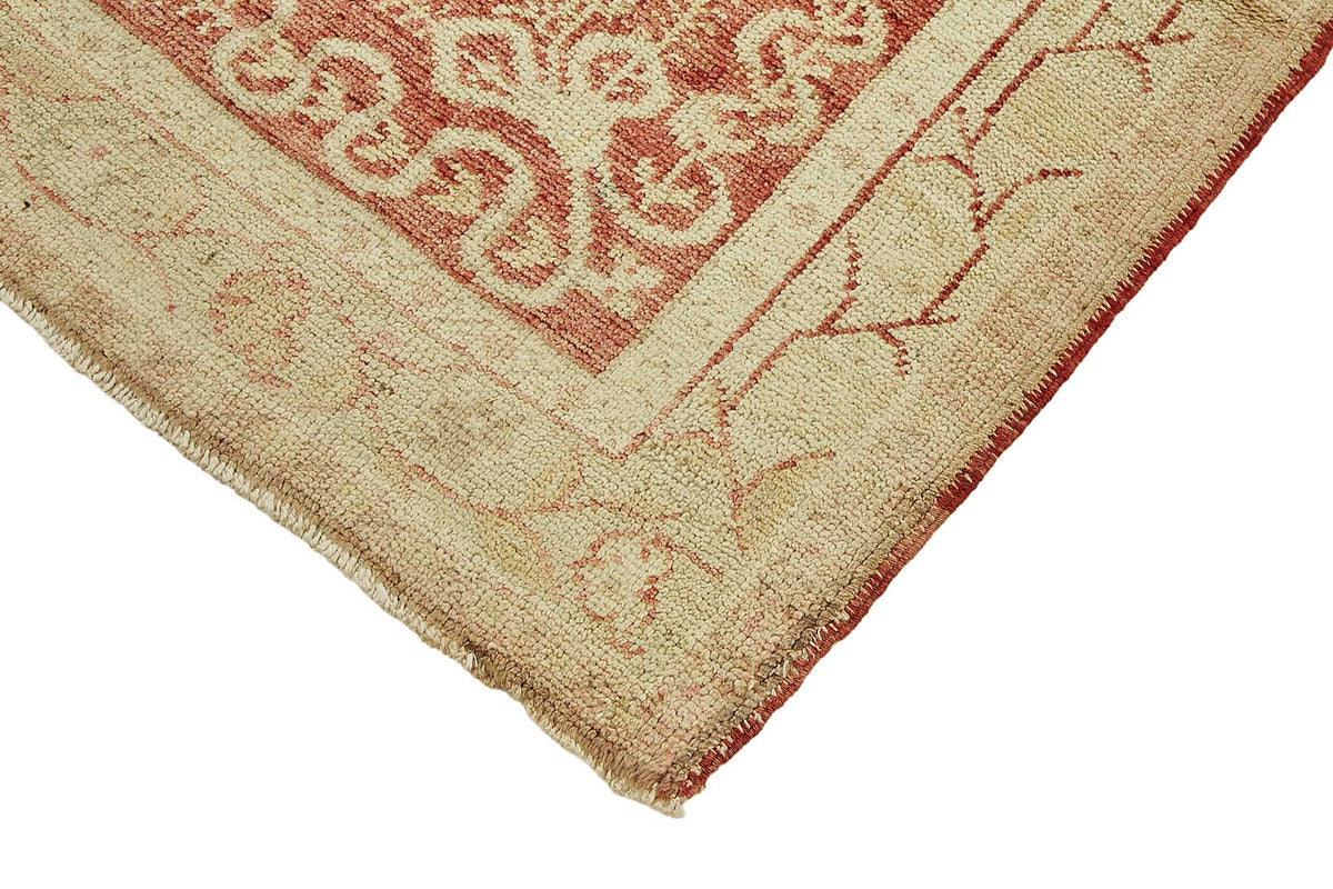 Gekro Anadolu Kırmızı Bej Madalyon Desenli El Dokuma Halı 106x190 cm – detay görünümü