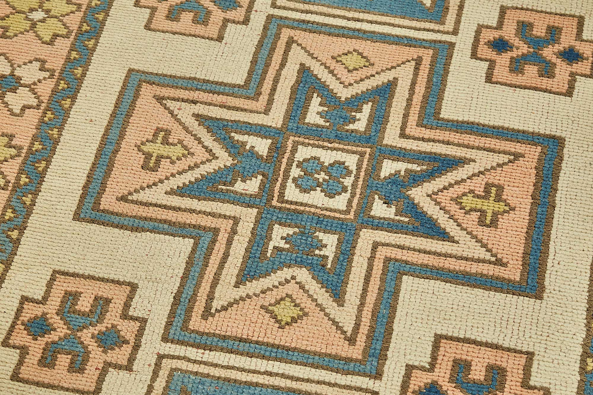 Kovena Madalyon Desenli Lacivert Bej Dokuma Yolluk 88x334 cm – mekânda kullanım