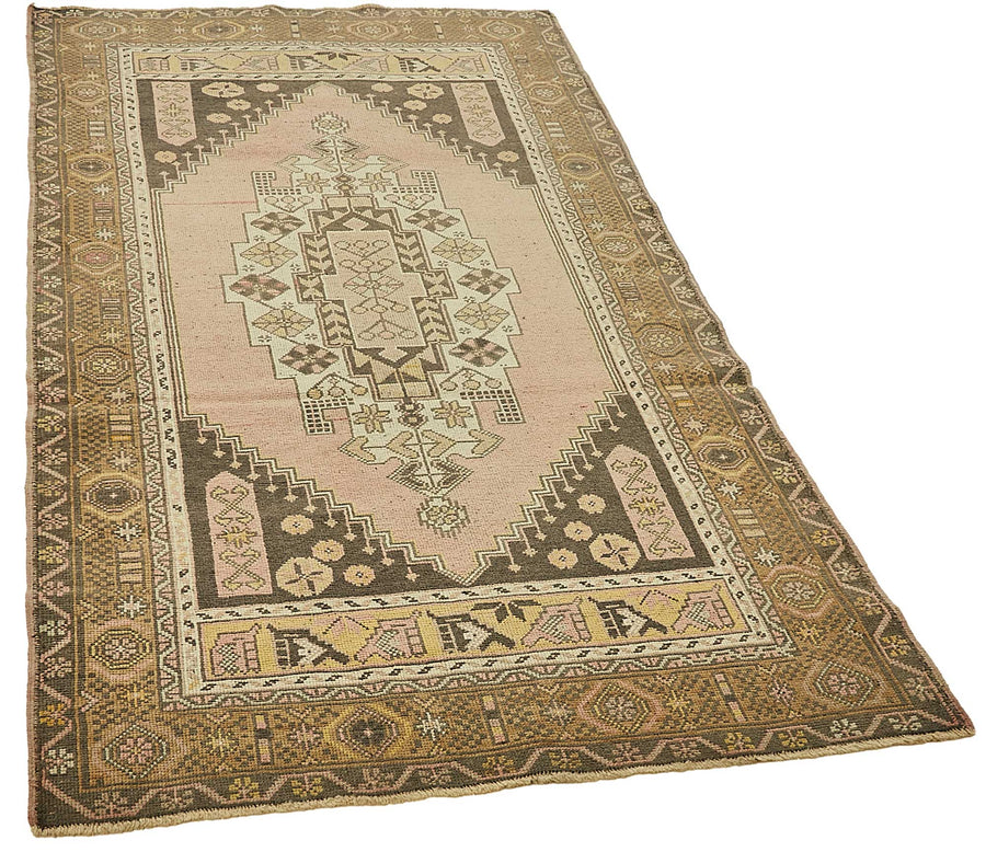 Gekro Anadolu Halısı Pembe Kahverengi Geometrik Desenli 125x220 cm – genel görünüm