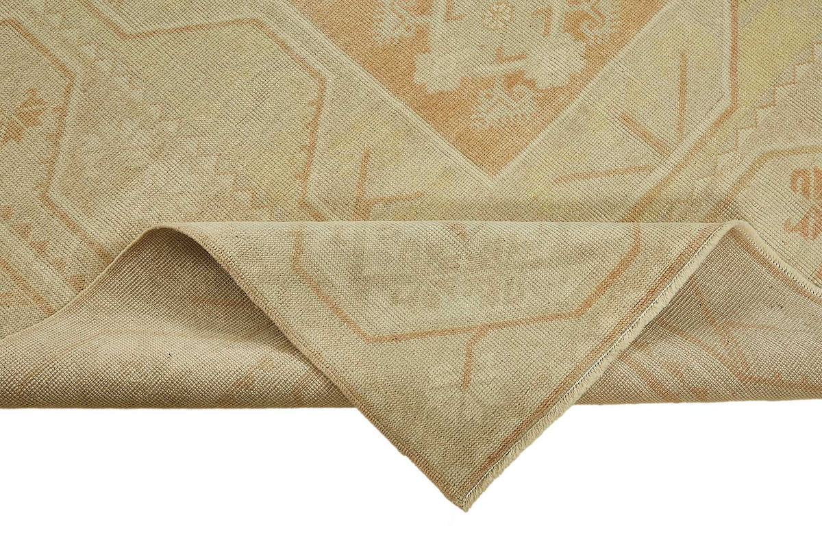 Tapis Kavale vintage beige à motifs géométriques, tissé à la main 160x240 cm – détail du bord