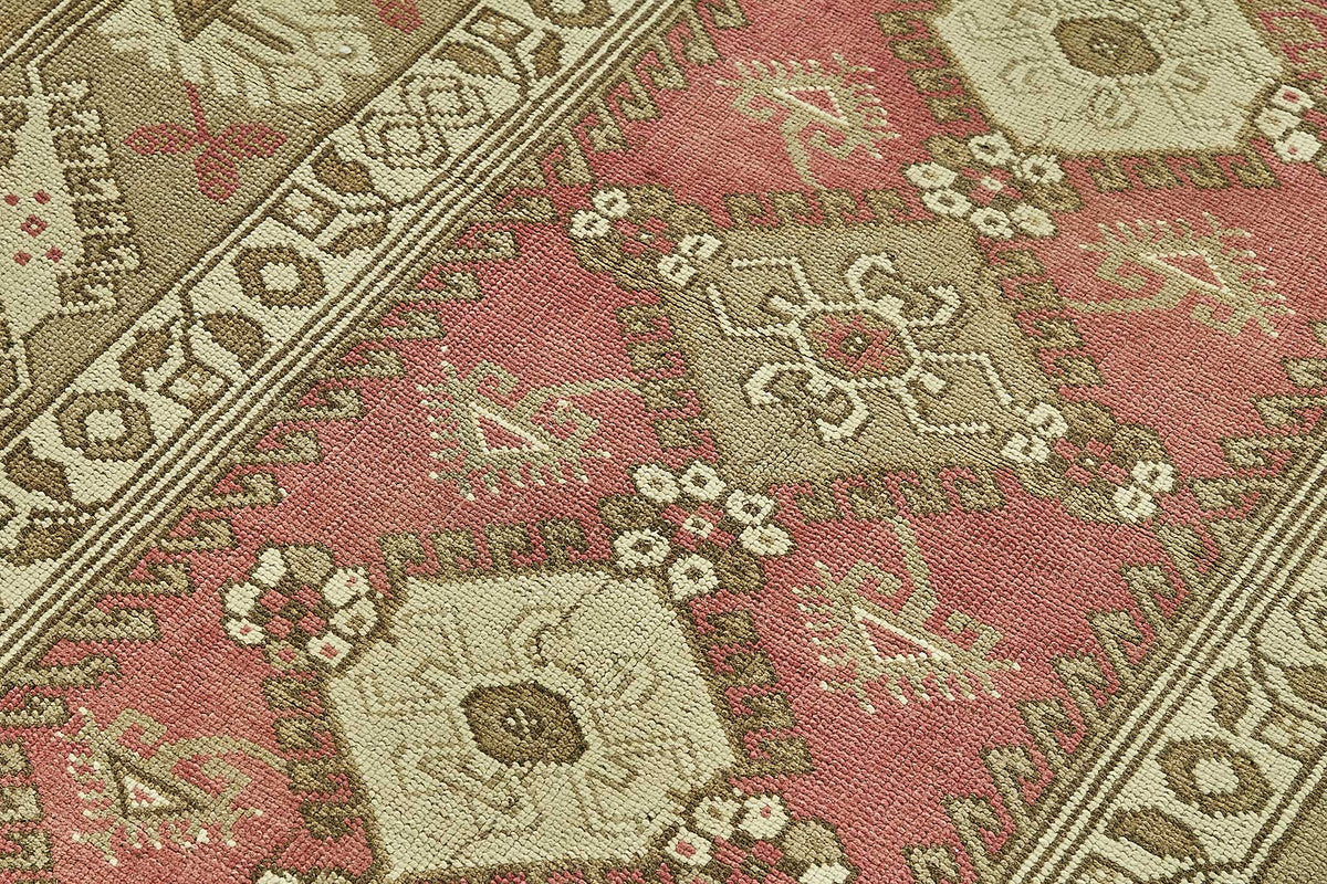 Gekro Bej Geometrik Desenli Vintage Yün Halı 121x191 cm – mekânda kullanım