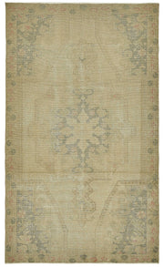 Gekro Bej Gri Madalyon Desenli Klasik Yün El Dokuma Halı 136x227 cm