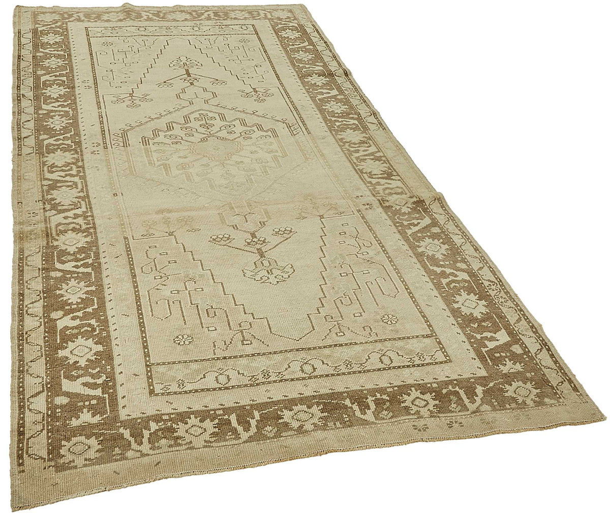 Kavale Geometrik Desenli Bej Rengi El Dokuma Halı 140x257 cm – genel görünüm
