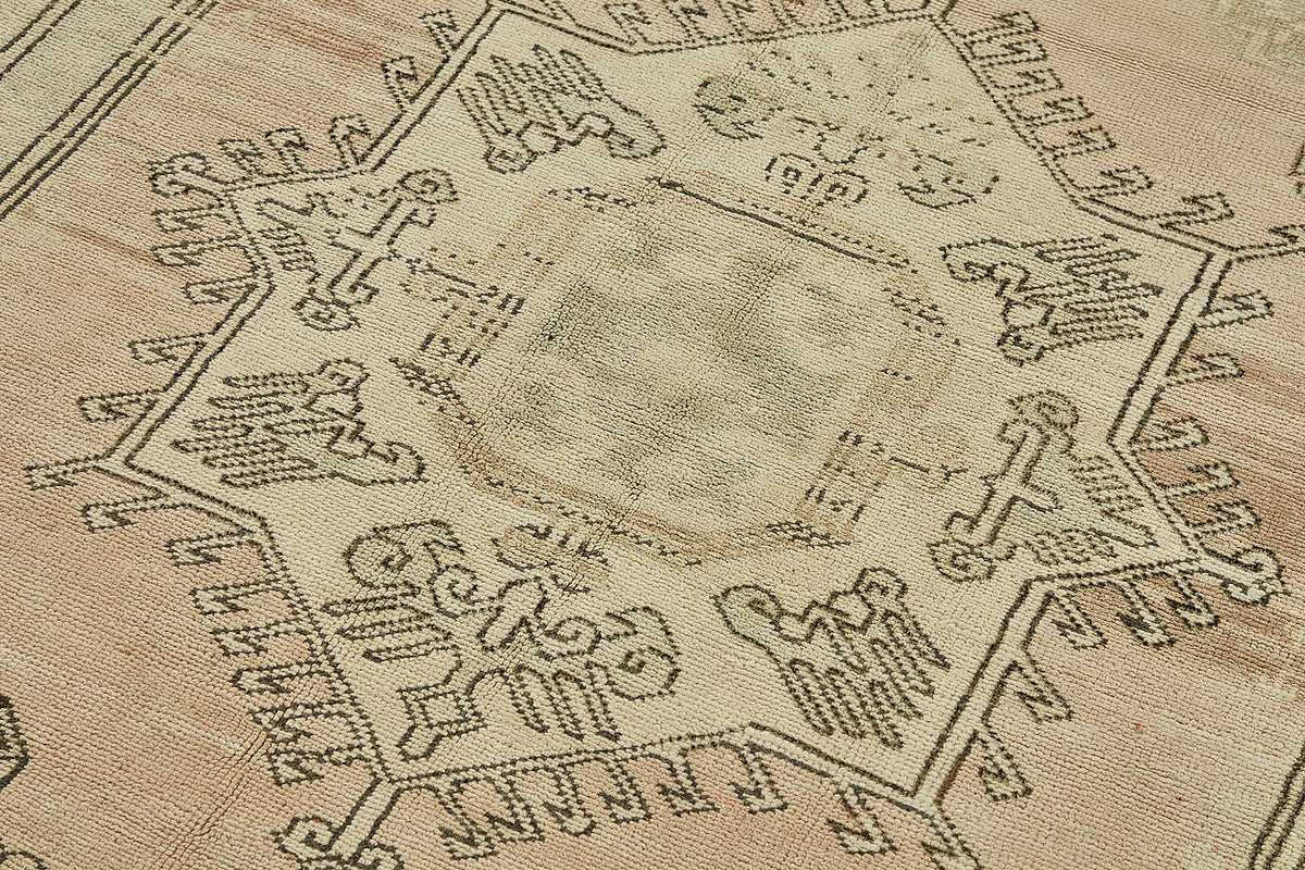 Gekro Bej Lacivert Geometrik Etnik El Dokuma Halı 142x227 cm – mekânda kullanım
