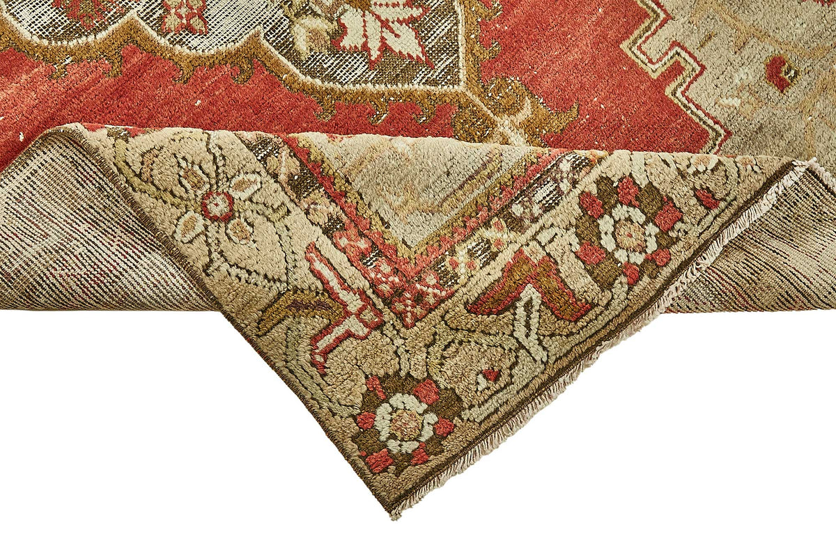 Gekro Kırmızı Bej Madalyon Desenli El Dokuma Halı 112x187 cm – kenar detayı