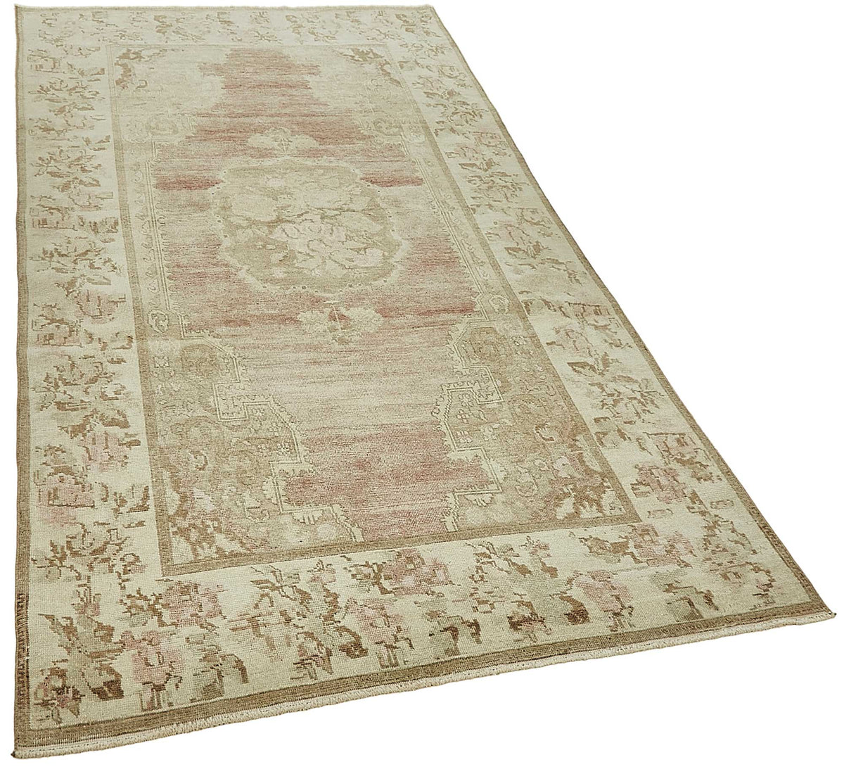 Kavale El Dokuma Bej Çiçek Desenli Düz Dokuma Halı 142x255 cm 49934 – genel görünüm