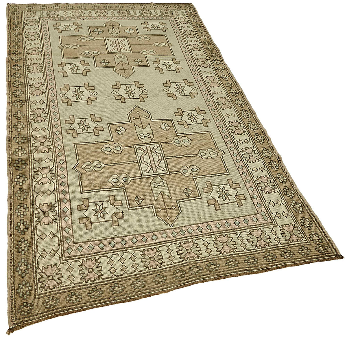Gekro Bej Halı El Dokuma Madalyon Desenli 134x237 cm 49936 – genel görünüm