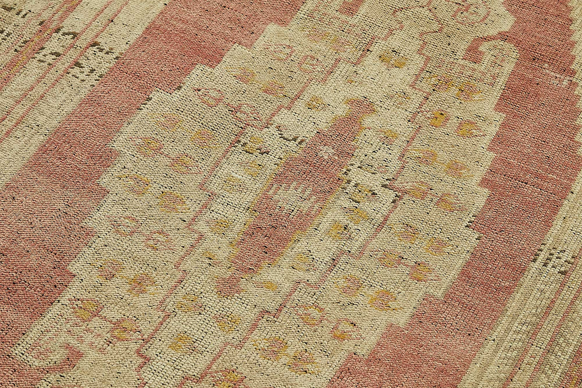 Gekro Tappeto beige rosa geometrico etnico in cotone e lana, tessuto a mano 110x205 cm – in ambiente