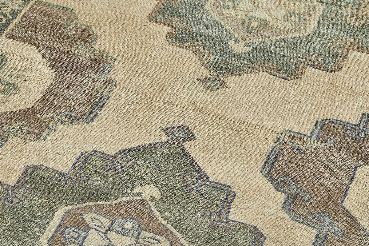 Gekro Bej Gri Geometrik Desenli 30-50 Yıllık Pamuk Yün El Dokuma Halı 137x212 cm – mekânda kullanım