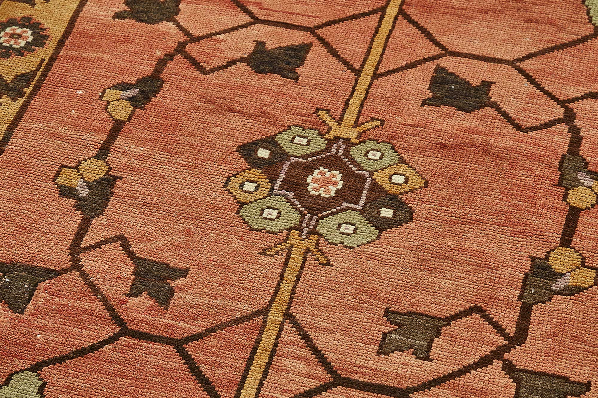 Gekro El Dokuma Pembe Sarı Çiçek Desenli Vintage Halı 100x205 cm – mekânda kullanım