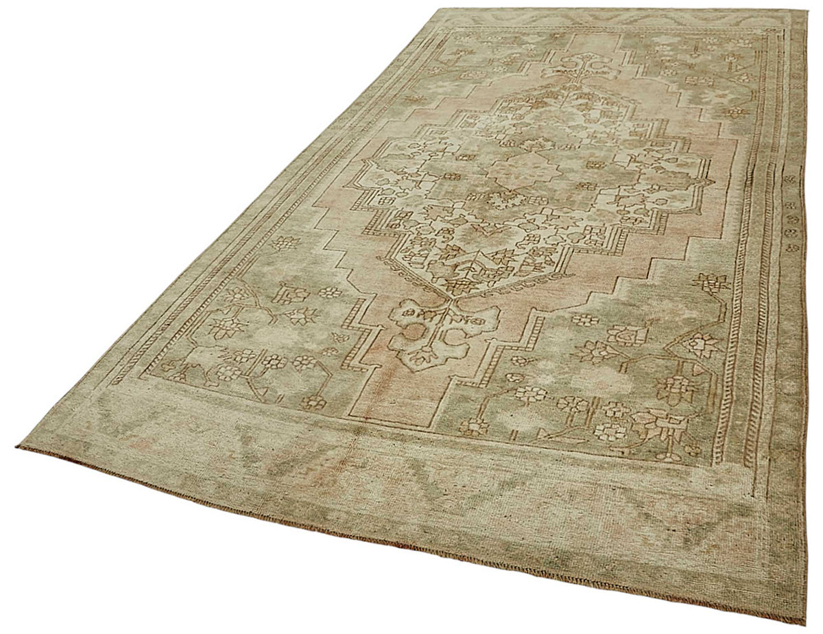 Kavale Madalyon Desenli Bej Eskitme Vintage Halı 156x315 cm – doku yakın çekim
