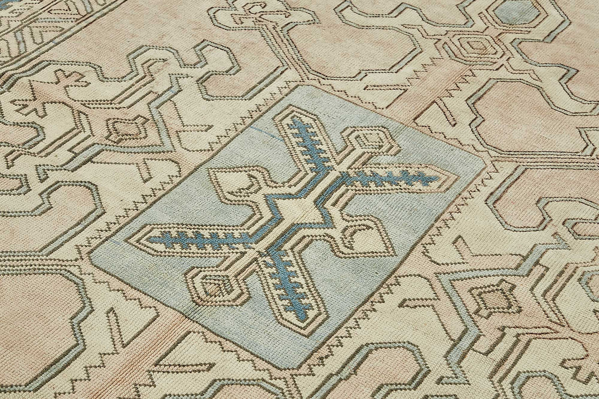 Kavale Geometrik Desenli Bej Mavi El Dokuma Halı 214x313 cm 49994 – mekânda kullanım