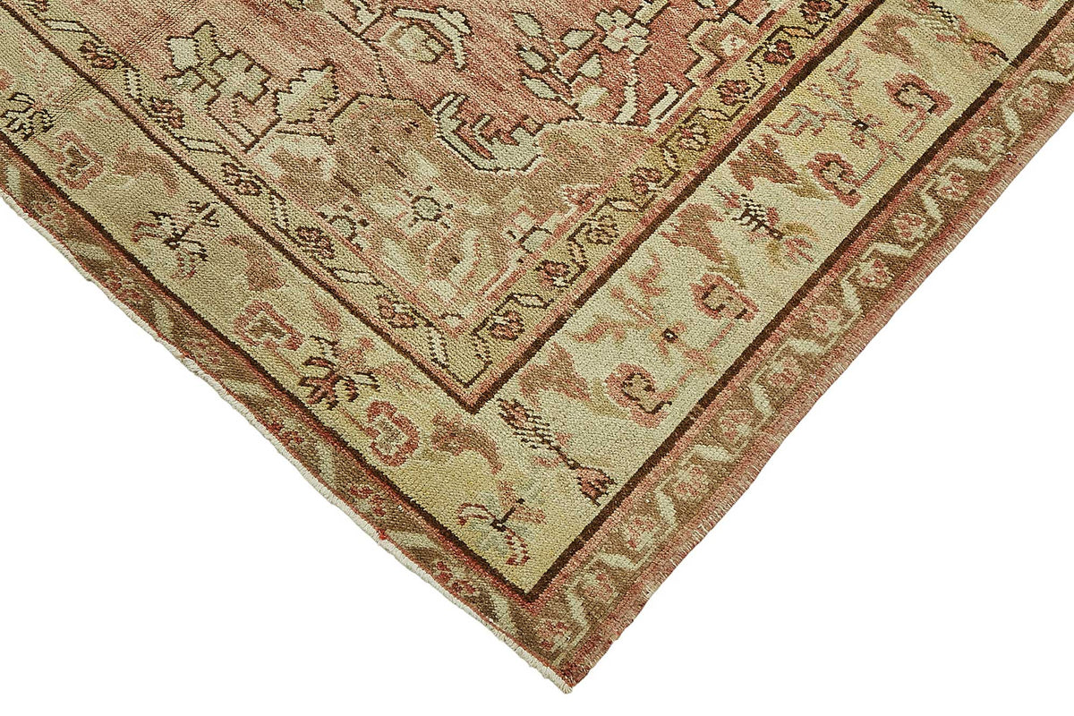 Kavale Pembe ve Bej Madalyon Desenli Yün El Dokuma Halı 150x334 cm – detay görünümü