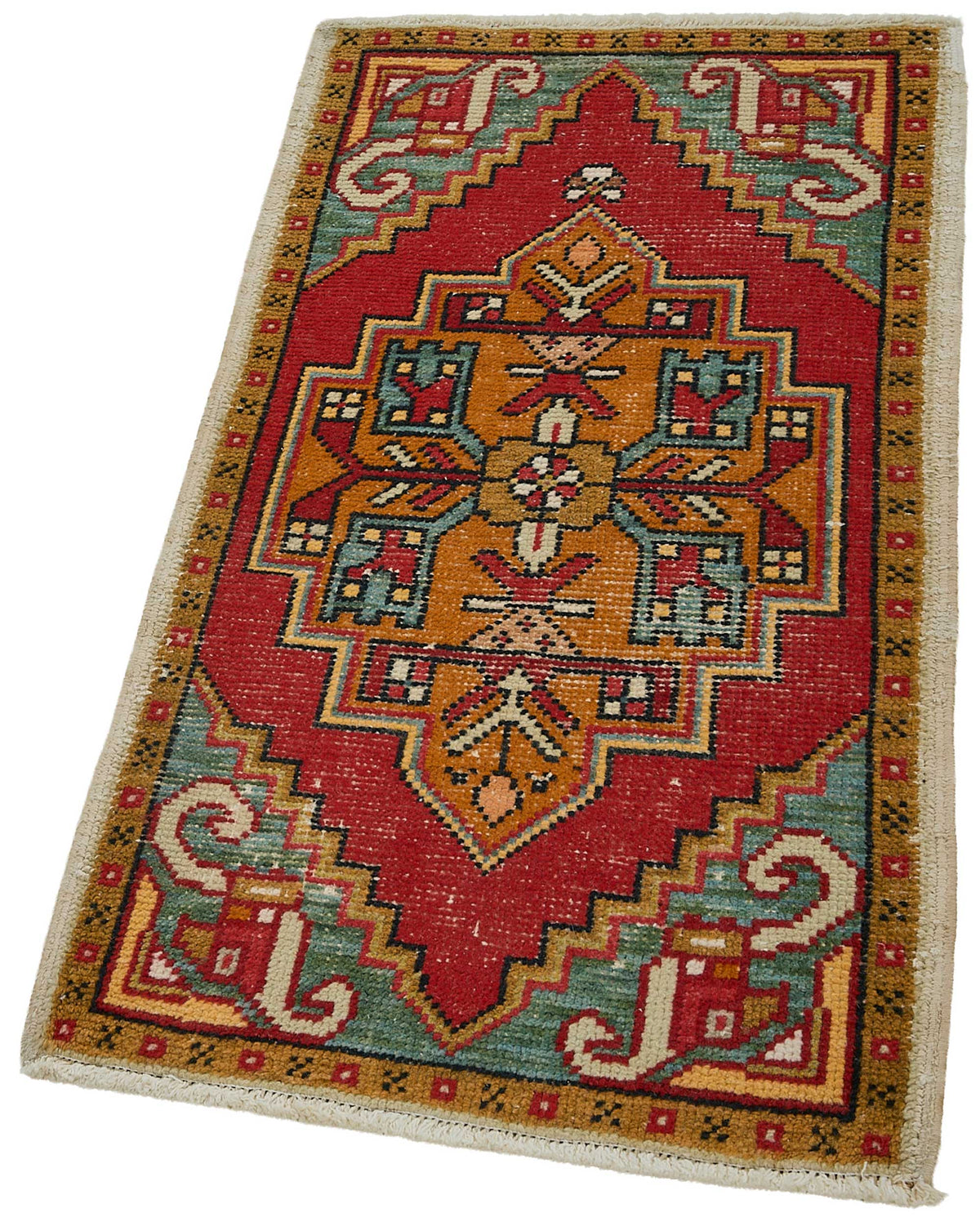 Vayla Overdyed Kırmızı Madalyon Desenli Düz Kırmızı Halı 52x99 cm 50714 – doku yakın çekim