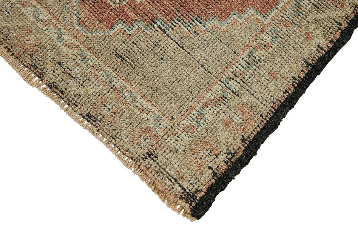 Vayla Bej Kırmızı Geometrik Etnik El Dokuma Halı 40-50 Yıllık 50x96 cm – detay görünümü