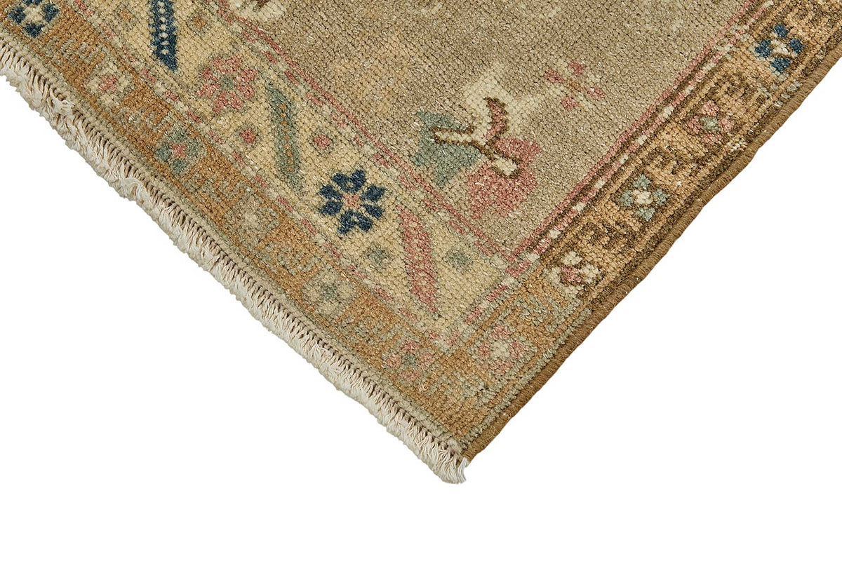 Vayla Pembe Bej Geometrik Desenli Etnik Yün Halı 49x103 cm – detay görünümü
