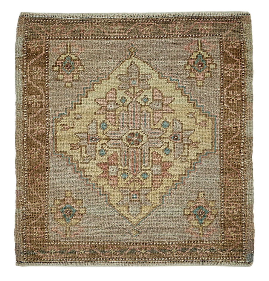 Vayla Gri Kahverengi Geometrik Desenli Etnik El Dokuma Halı 57x61 cm