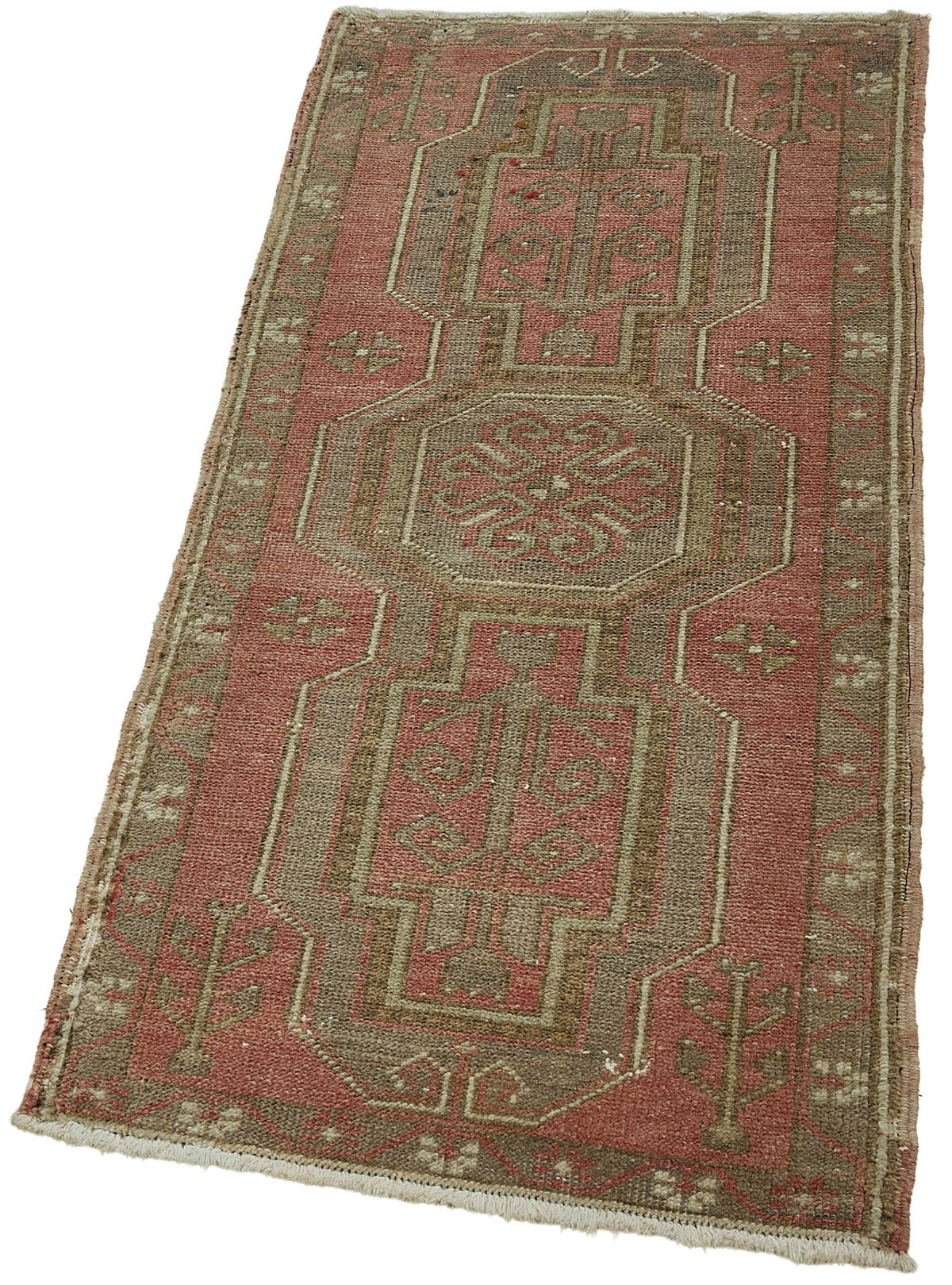 Vayla Kırmızı Bej Madalyon Desenli El Dokuma Halı 48x111 cm – doku yakın çekim