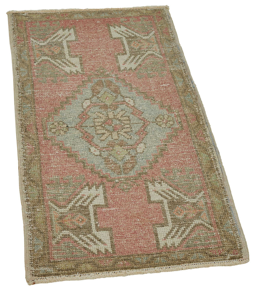 Vayla Geometrik Desenli Pembe Bej Etnik El Dokuma Halı 50x96 cm – genel görünüm
