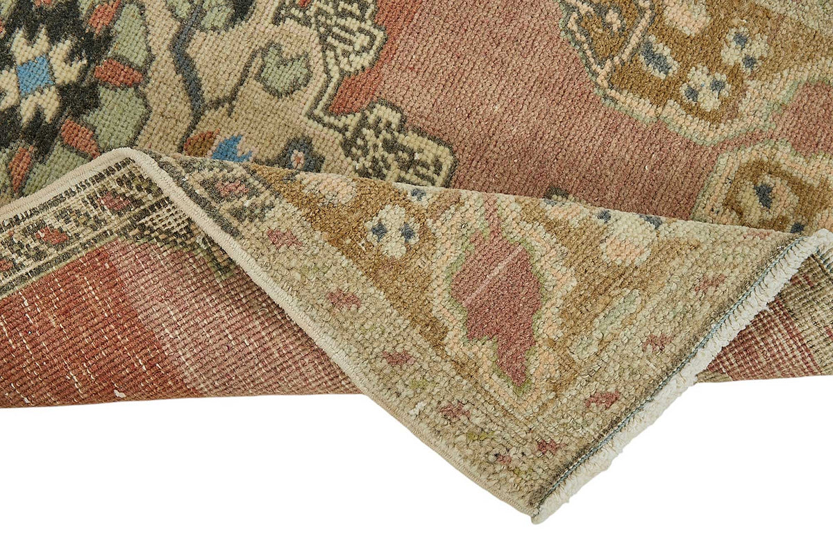 Vayla Kırmızı Bej Madalyon Desenli Yün Pamuk El Dokuma Halı 49x87 cm – kenar detayı