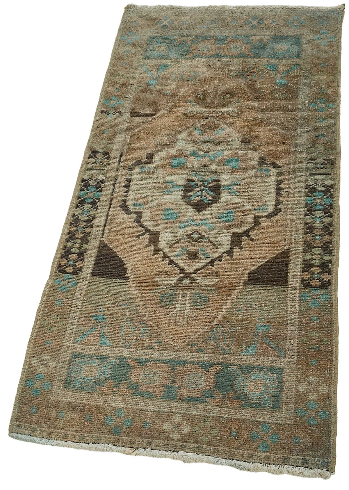 Vayla Bej Halı Etnik Madalyon Desenli El Dokuma 51x120 cm – doku yakın çekim