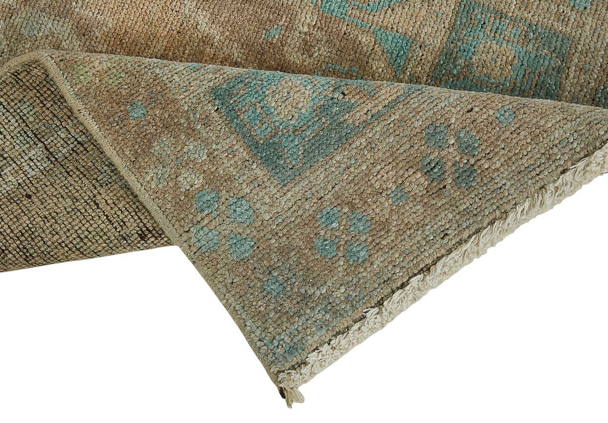 Vayla Bej Halı Etnik Madalyon Desenli El Dokuma 51x120 cm – kenar detayı