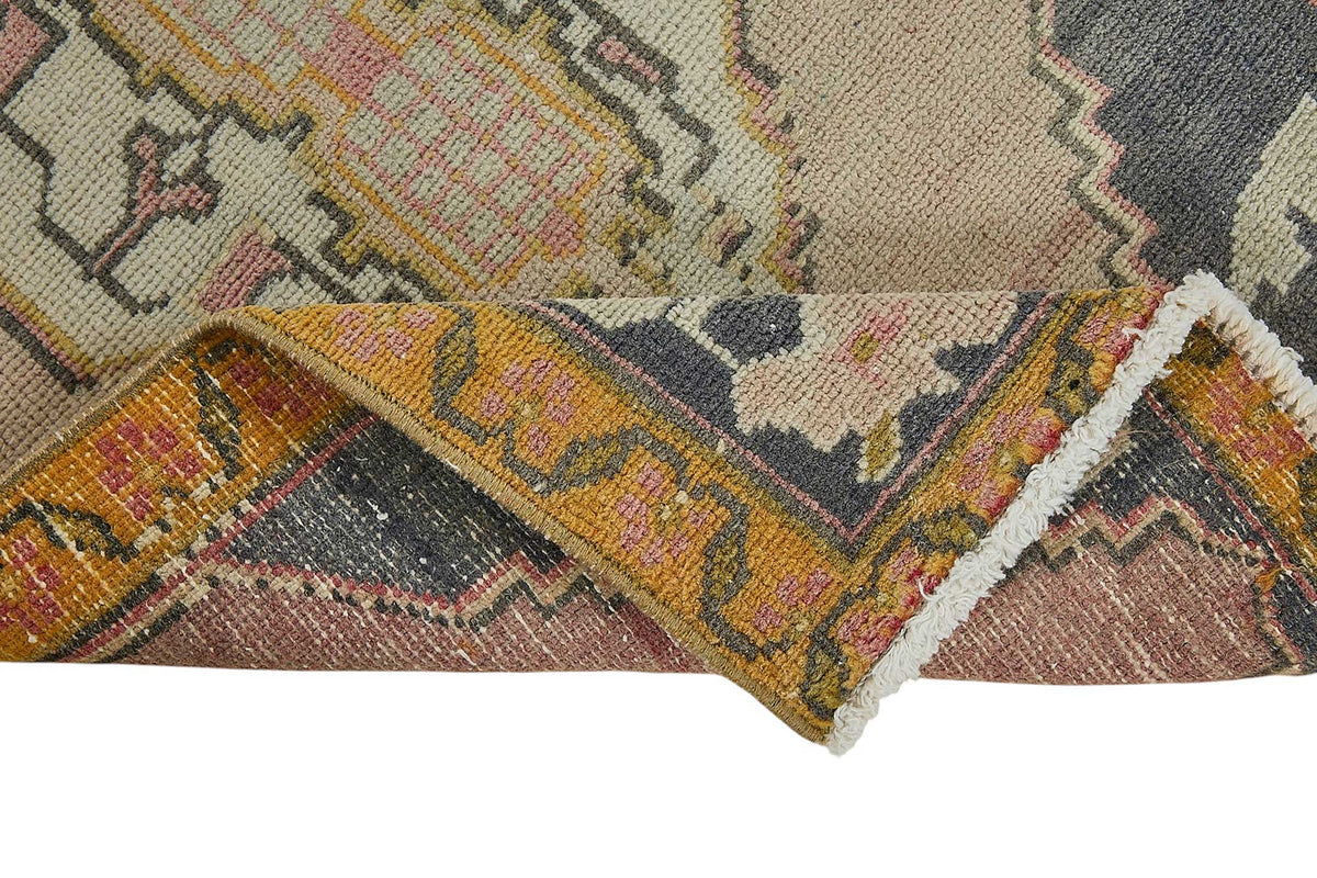 Vayla Bej Halı Antrasit Geometrik Desenli El Dokuma 55x82 cm – kenar detayı