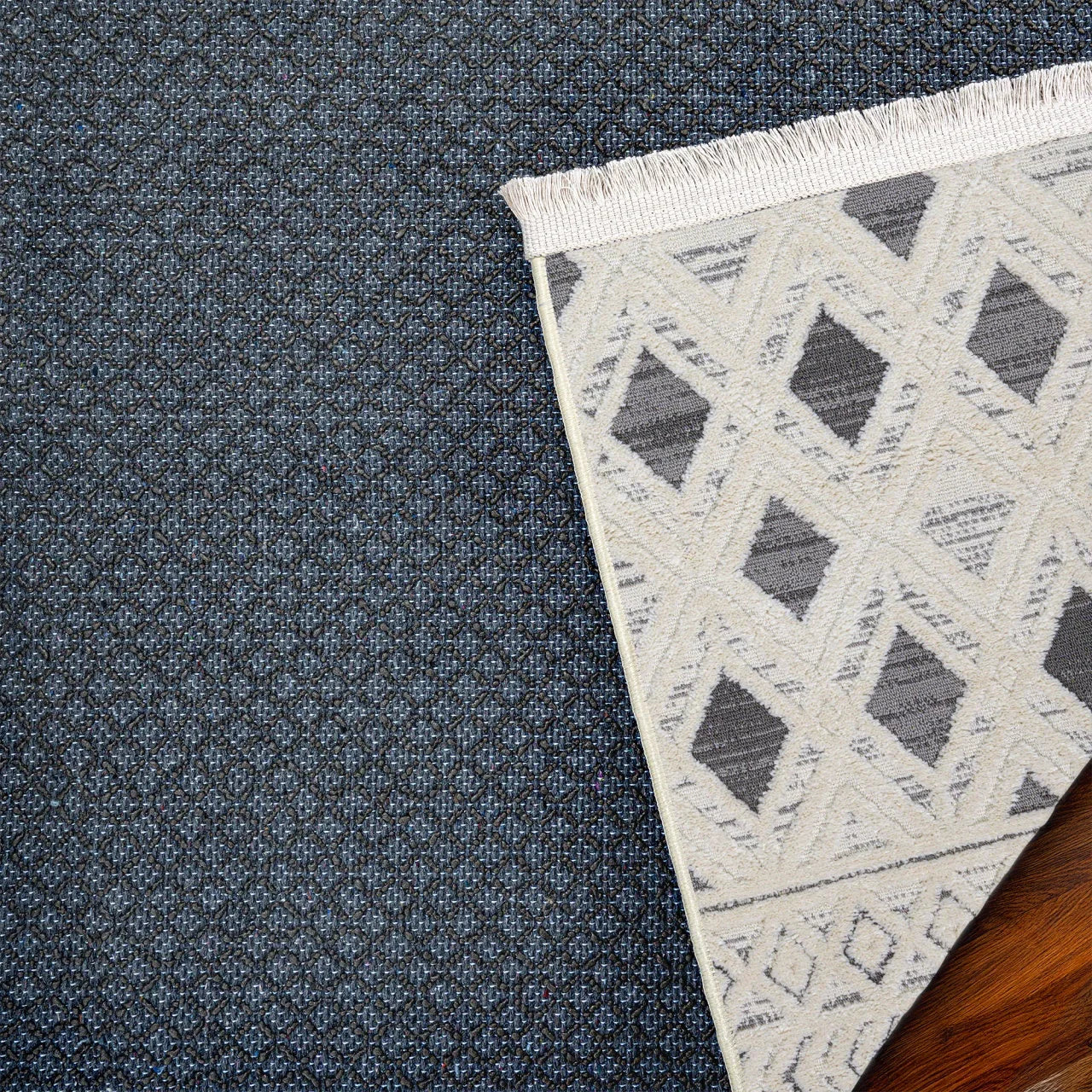 Gri Siyah Baklava Geometrik Halı - Yıkanabilir - Kaymaz Taban - Pati Dostu