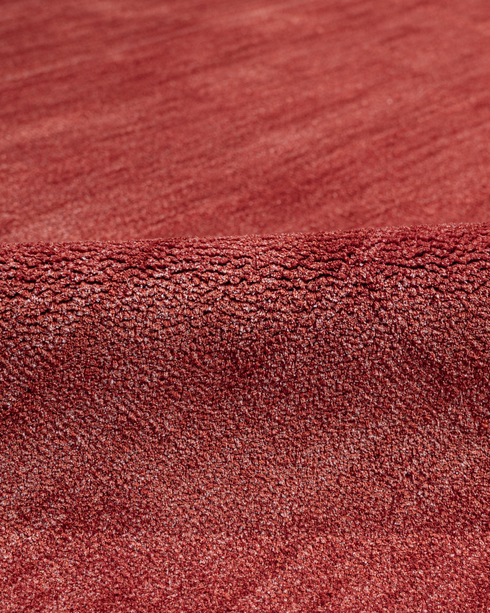 Kırmızı Renkli Dokulu Düz Viskon Halı - Toz Vermez