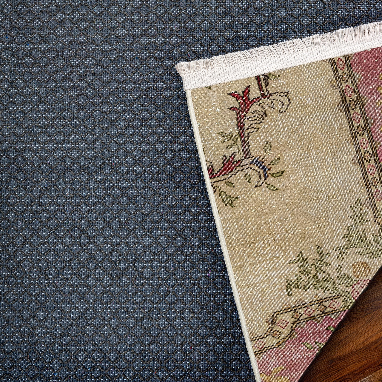 Vintage Bej Göbekli Yün ve Pamuk El Dokuma Halı 210x315