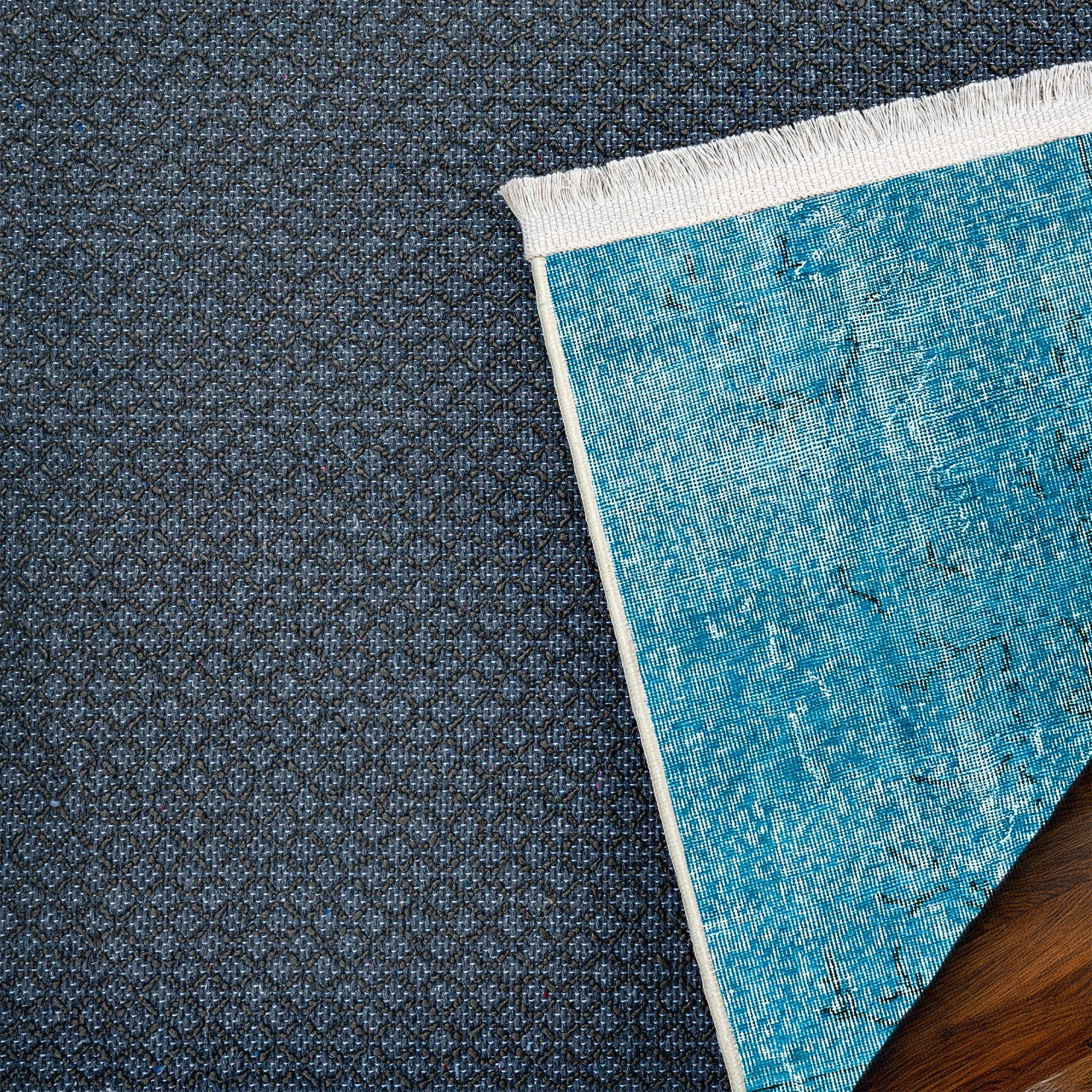 Vintage Turkuaz Eskitme Yün ve Pamuk El Dokuma Halı 173x304