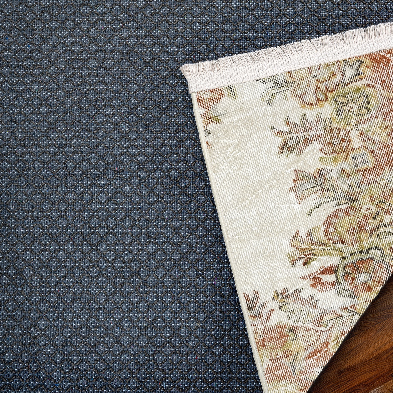 Vintage Krem Göbekli Yün ve Pamuk El Dokuma Halı 157x282