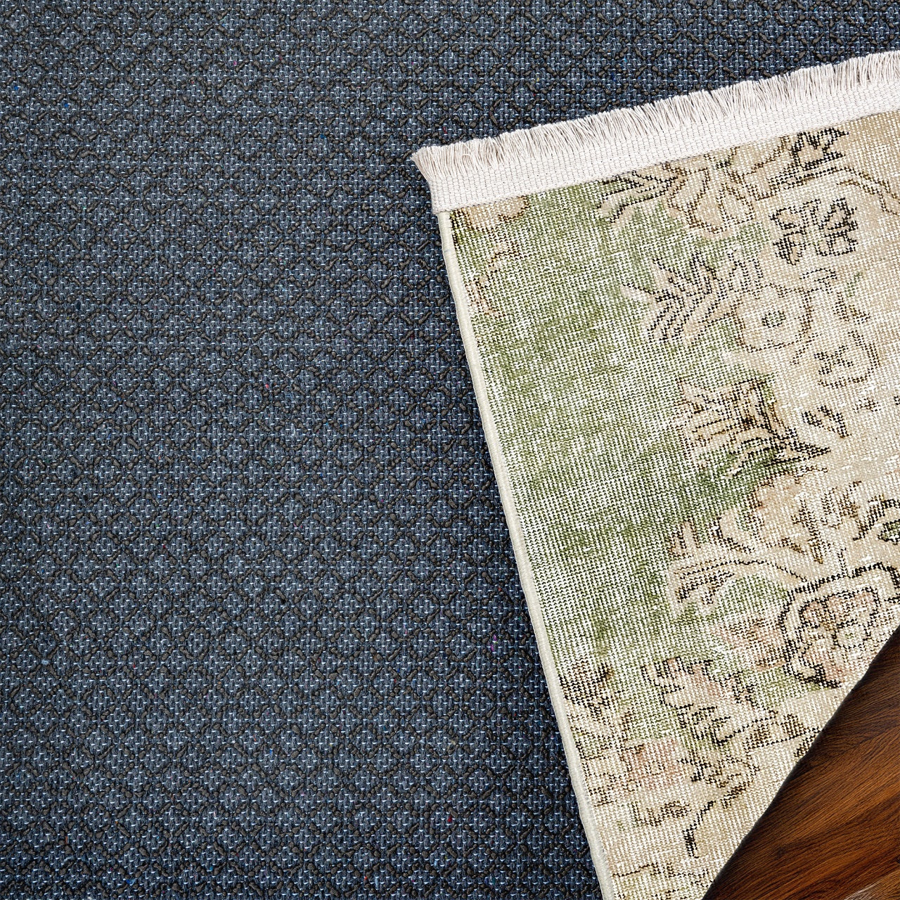 Vintage Yeşil Göbekli Yün ve Pamuk El Dokuma Halı 200x299