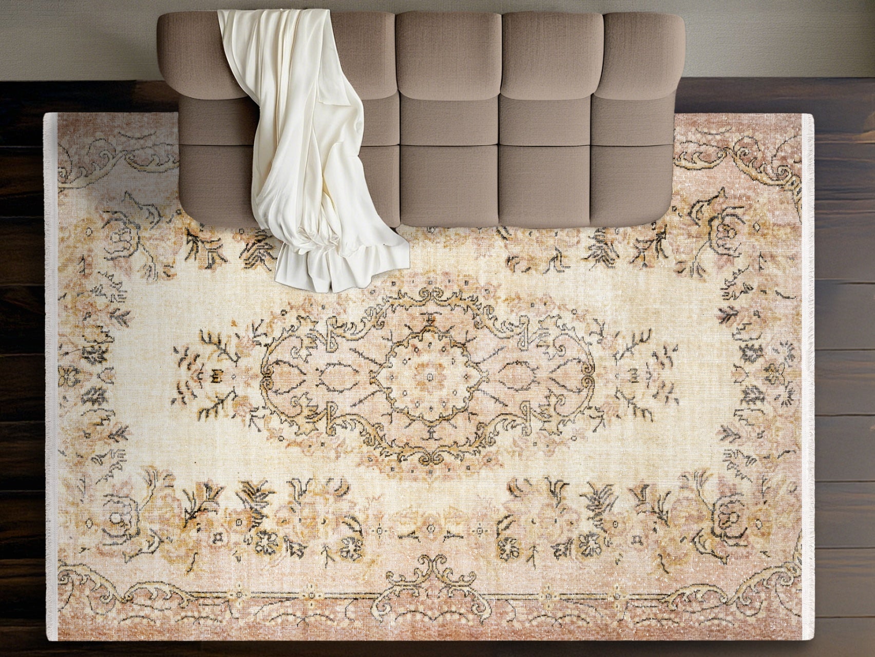 Vintage Krem Göbekli Yün ve Pamuk El Dokuma Halı 192x295