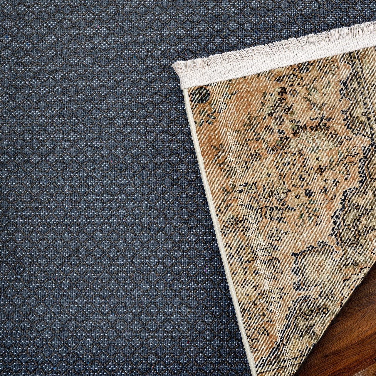 Vintage Bej Göbekli Yün ve Pamuk El Dokuma Halı 178x280