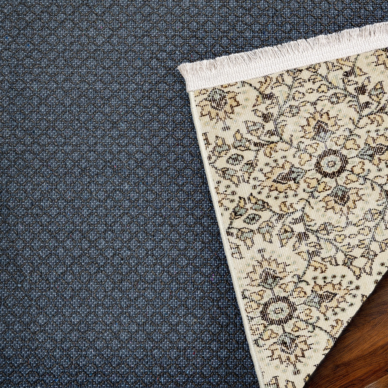 Vintage Krem Çiekli Yün ve Pamuk El Dokuma Halı 186x296