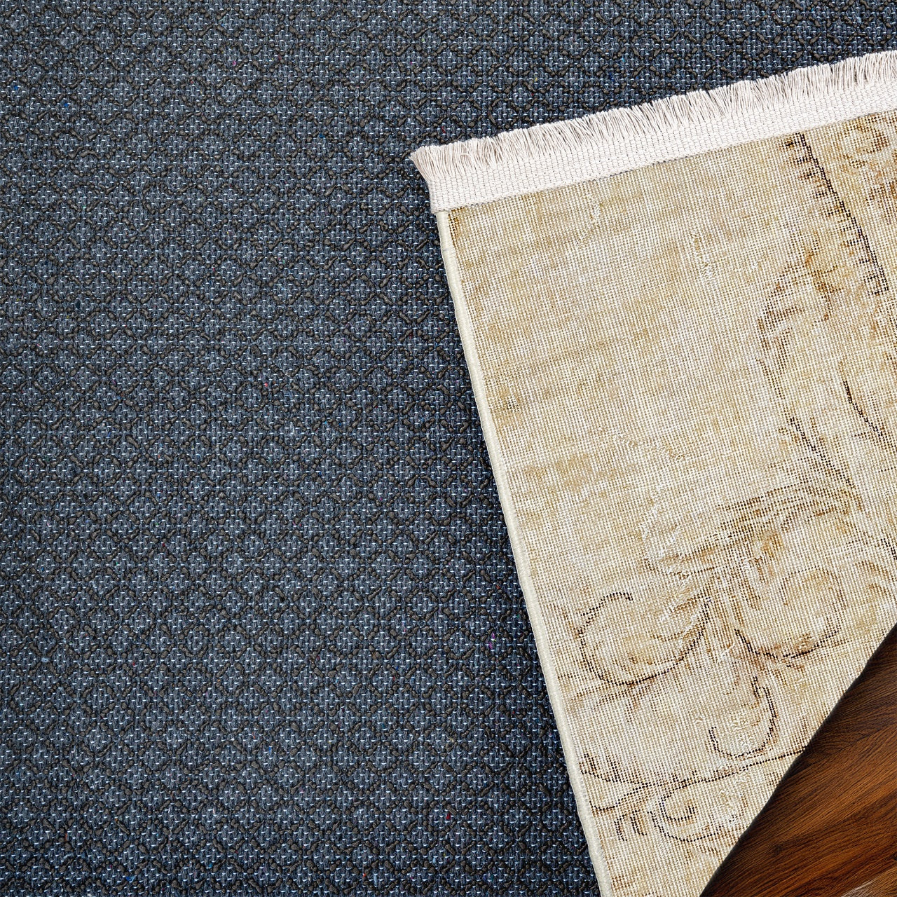 Vintage Bej Göbekli Yün ve Pamuk El Dokuma Halı 146x276