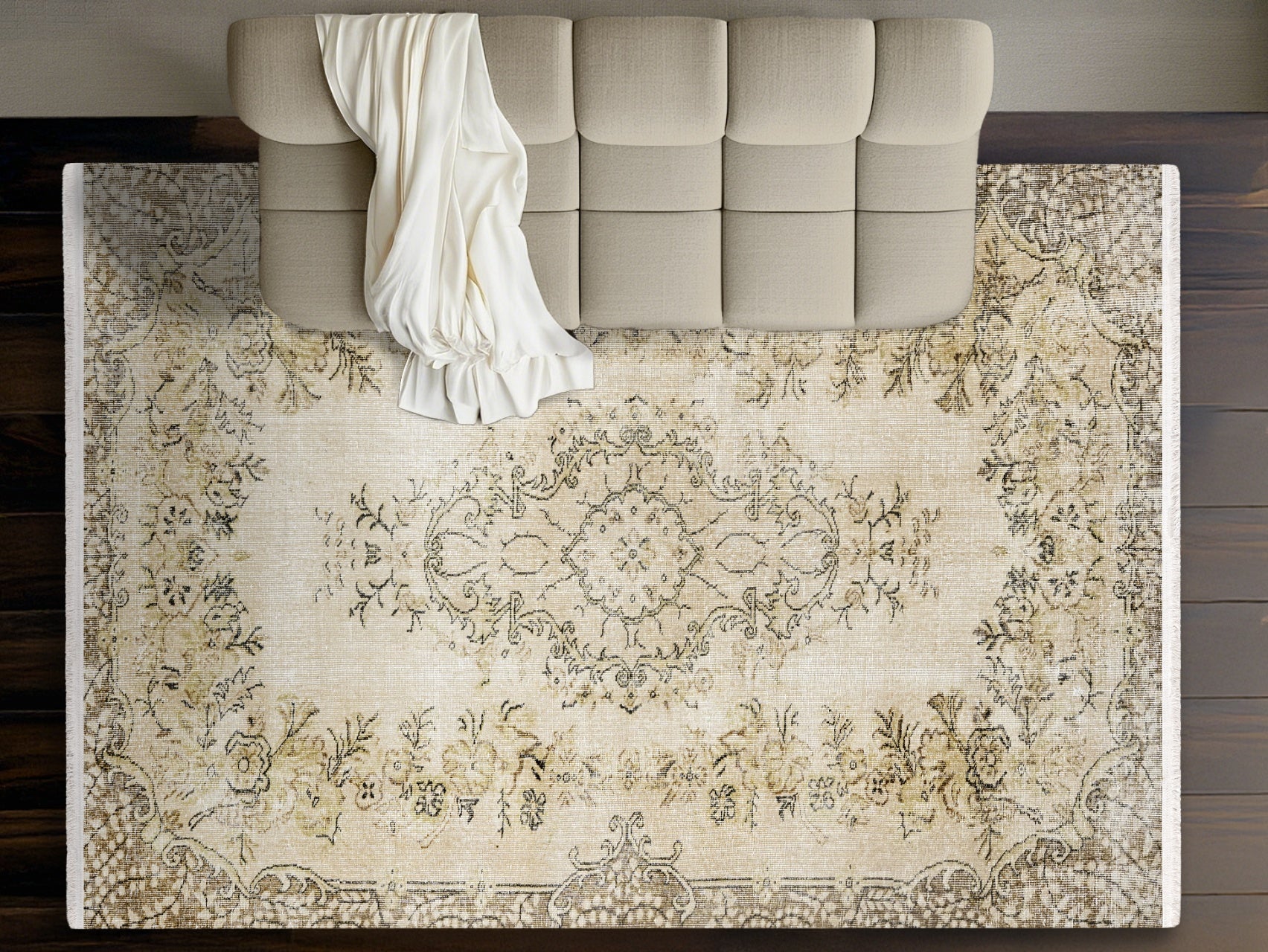 Vintage Bej Göbekli Yün ve Pamuk El Dokuma Halı 180x257