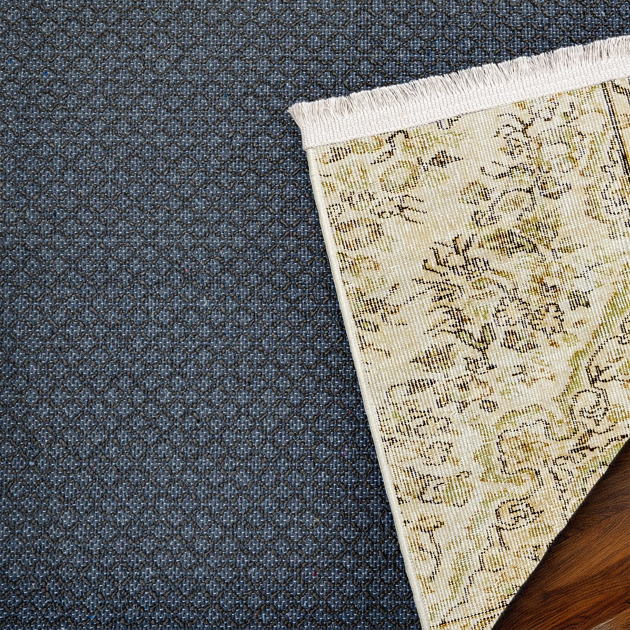 Vintage Bej Göbekli Yün ve Pamuk El Dokuma Halı 276x170