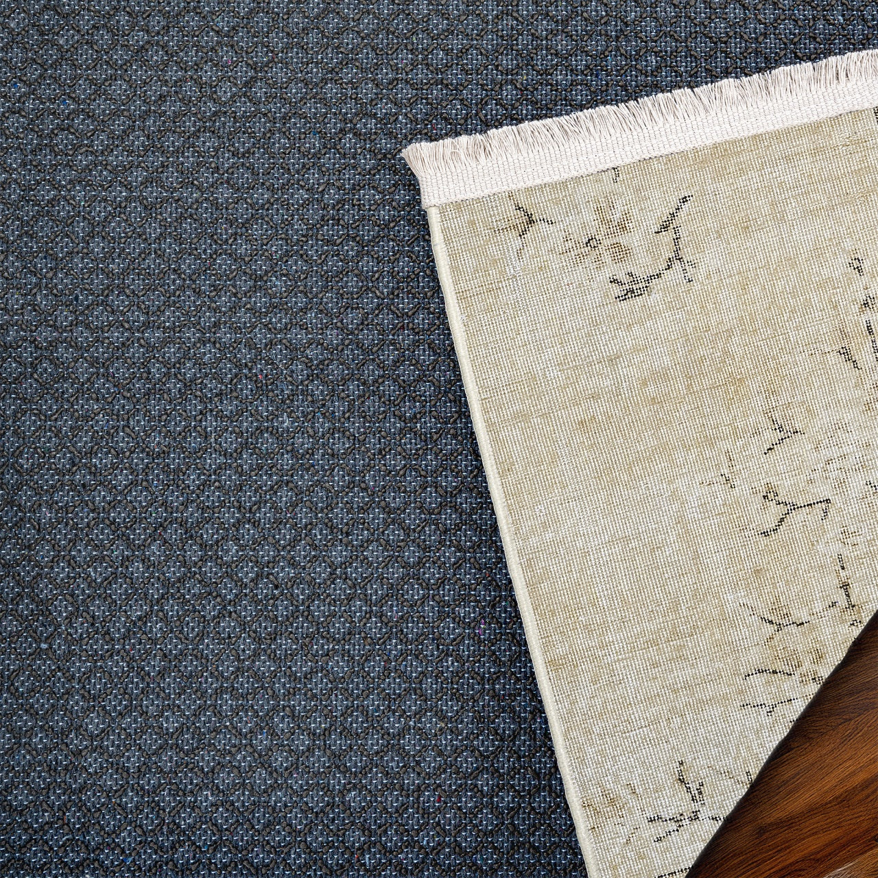 Vintage Bej Göbekli Yün ve Pamuk El Dokuma Halı 206x298