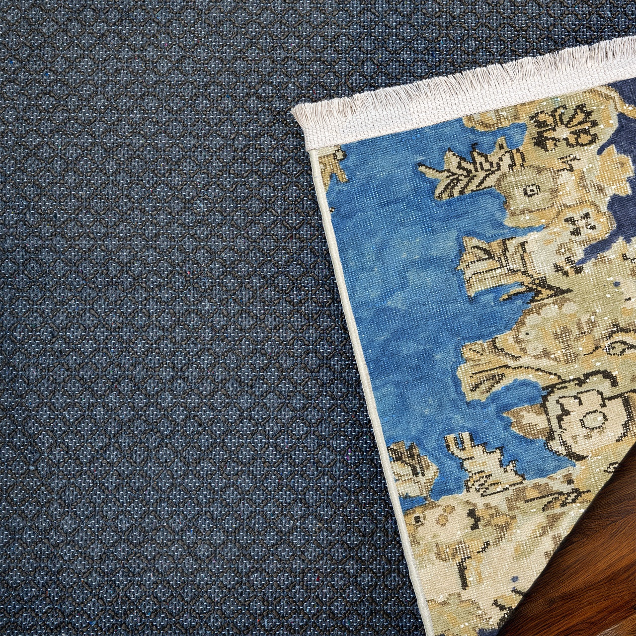 Vintage Lacivert Göbekli Yün ve Pamuk El Dokuma Halı 169x280