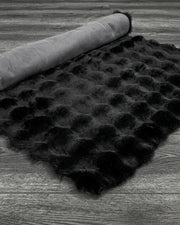Freda Siyah Düz Peluş Yumuşak Halı