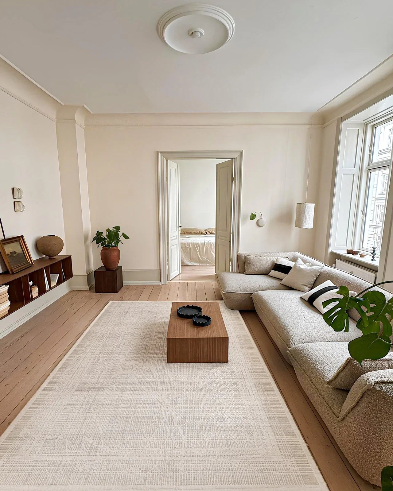 Bej Krem Minimalist Modern Halı - Yıkanabilir - Kaymaz Taban - Pati Dostu