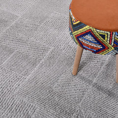 Gri Geometrik Polyester Makine Halısı