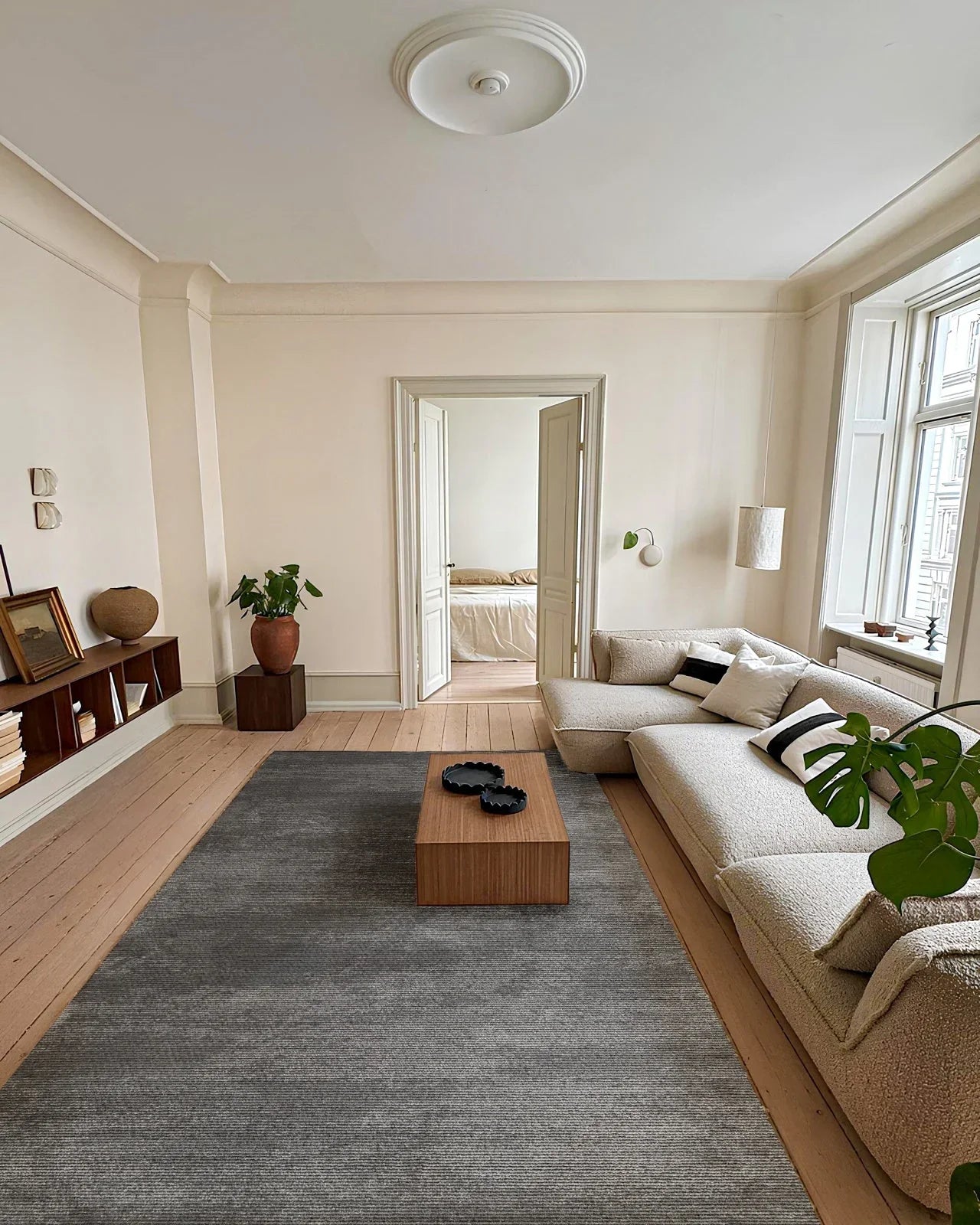 Antrasit Gri Dokulu Minimalist Halı - Yıkanabilir - Kaymaz Taban - Pati Dostu
