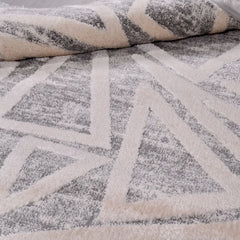 Gri Geometrik Polyester Makine Halısı