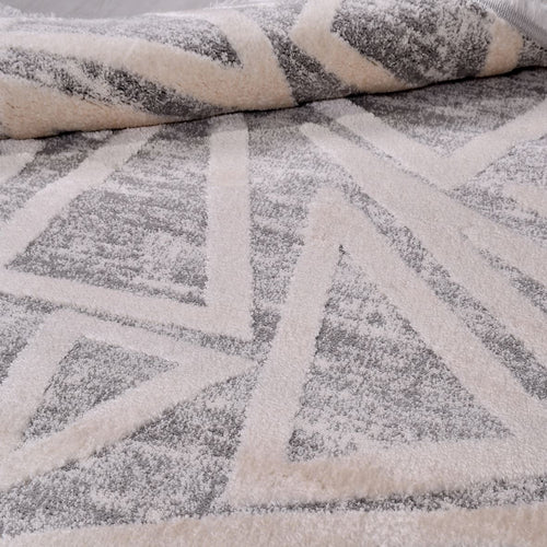 Gri Geometrik Polyester Makine Halısı