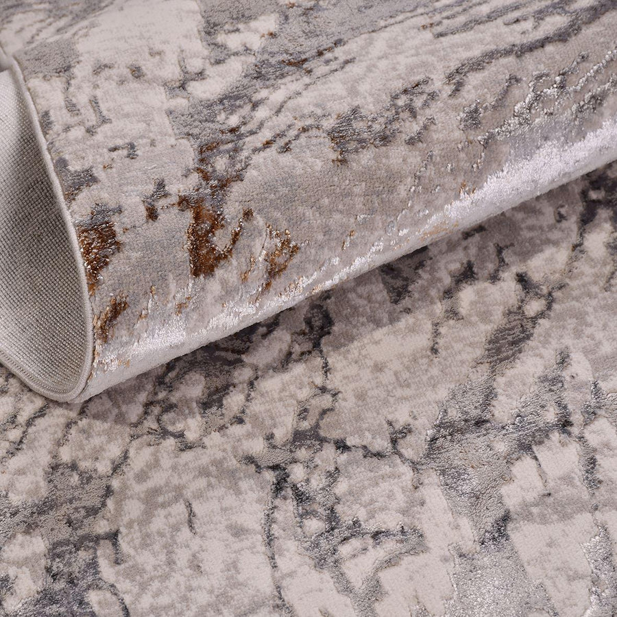 Modern Abstract Area Rug in Grey, White & Anthracite – in the living room