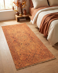 Outlet Makine Dokuma Halı 75x230 cm - oda içinde görünüm (AI destekli görsel, gerçek ürün deseni) [mockup:15410595889466]